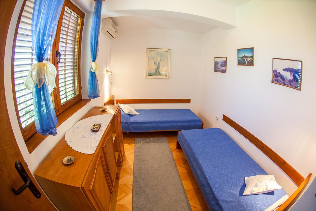 Azur Apartment Budua Esterno foto