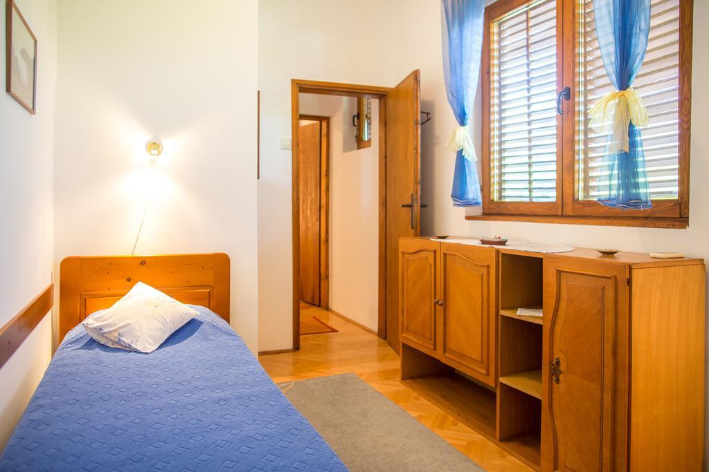 Azur Apartment Budua Esterno foto
