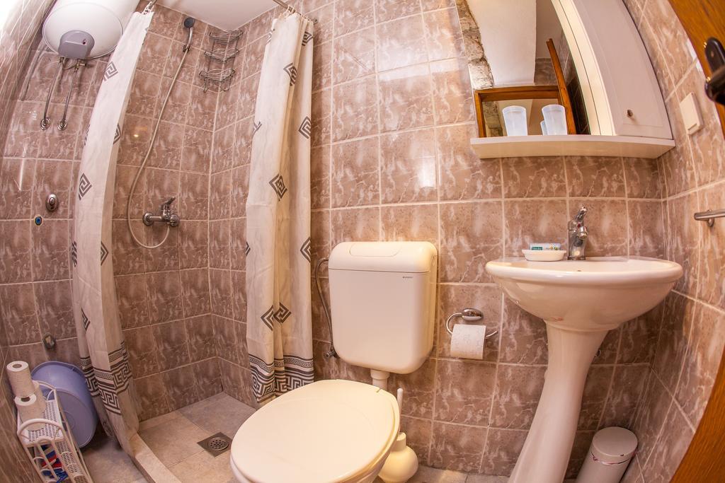 Azur Apartment Budua Esterno foto